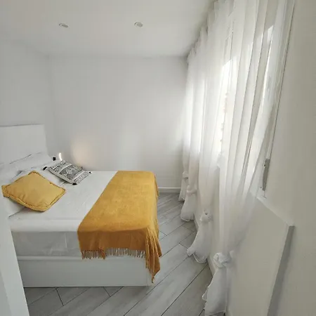 Apartamento Playa Paseo Maritimo Marbella